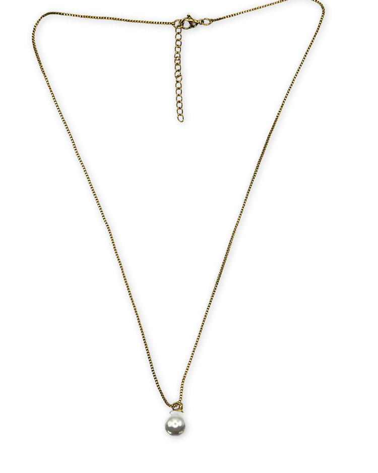 Goudkleurige ketting met imitatieparel