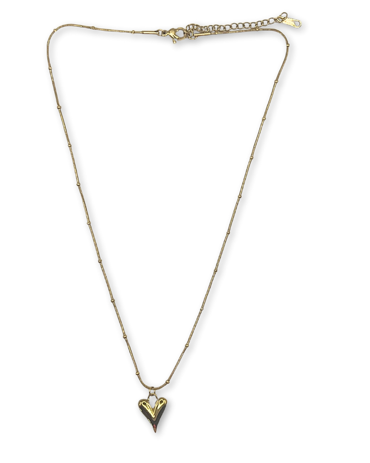 Goudkleurige ketting met harthanger