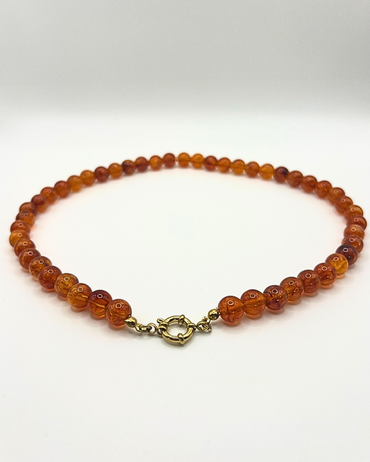 Kralenketting in bruintinten