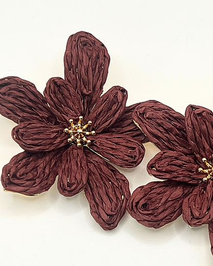 Bordeaux blossom bloemenoorbellen