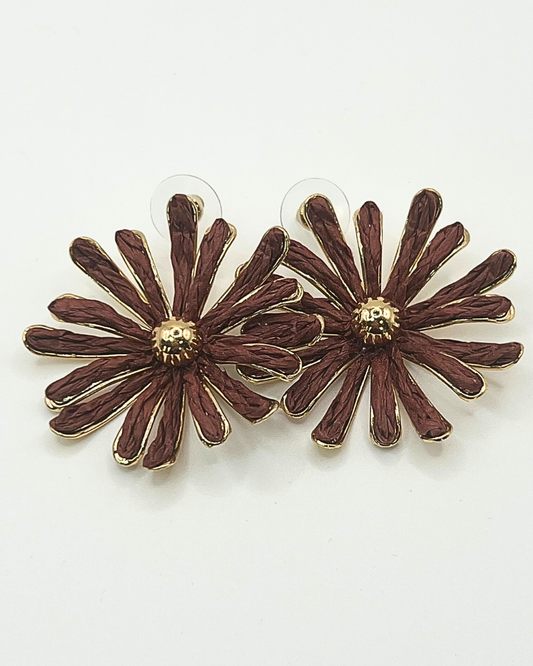 Bordeaux kleurige bloemoorbellen